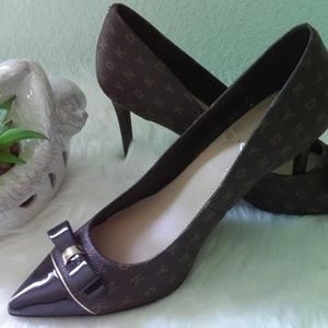 DKNY 3" heels